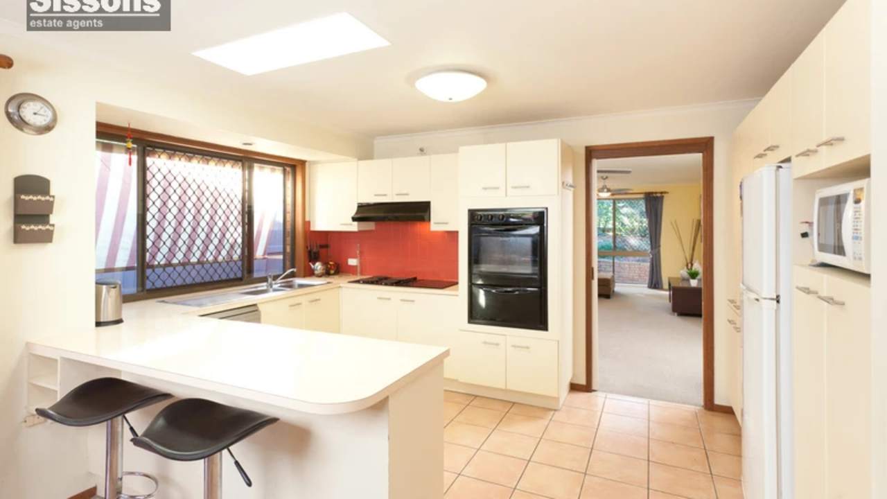 Furnished room with ensuite in a share house