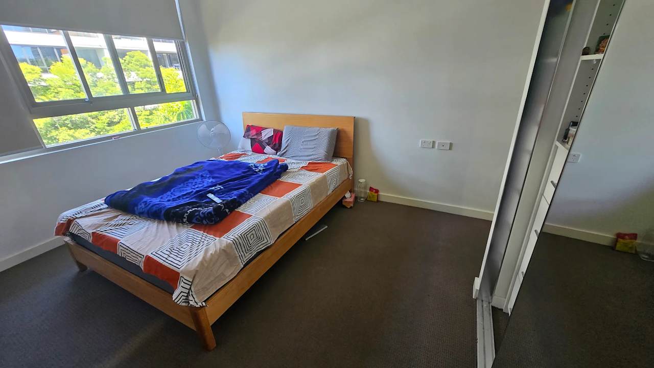 Furnished room with ensuite in a flatshare