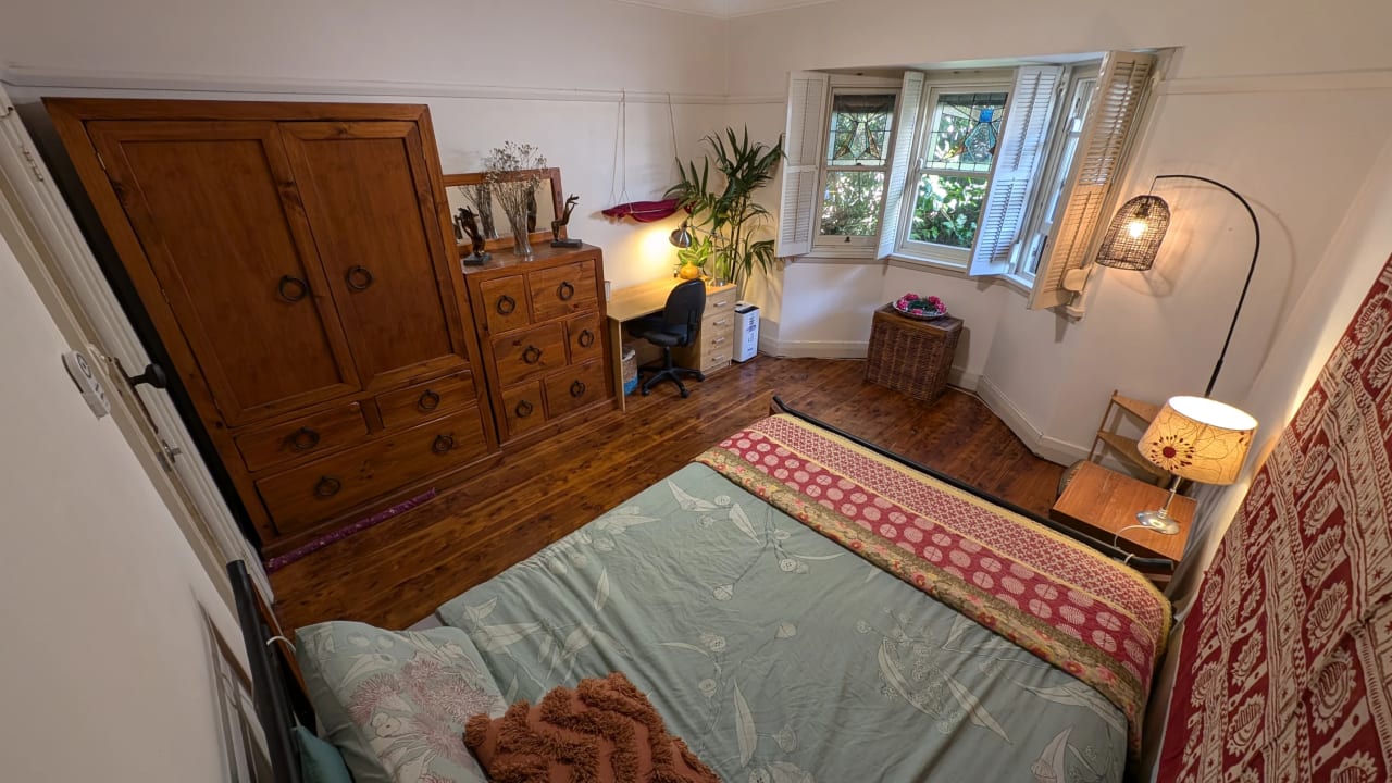 Furnished room in a share house