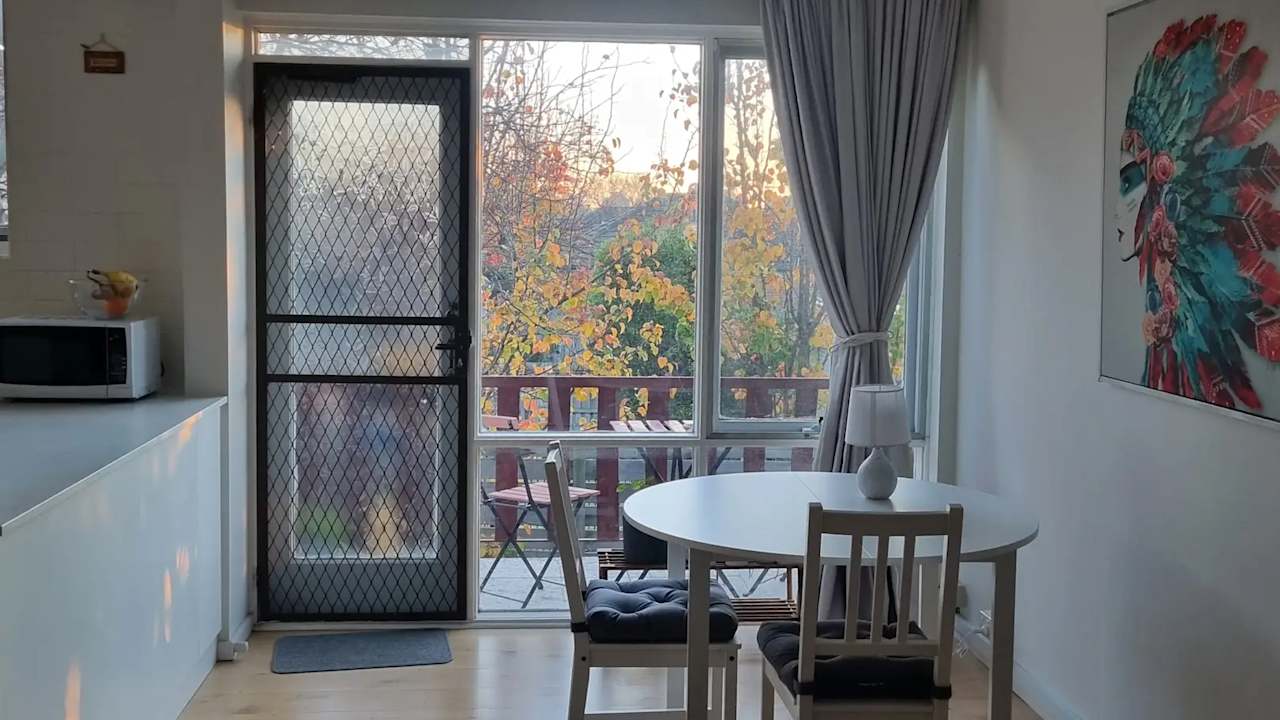 Unfurnished room in a flatshare