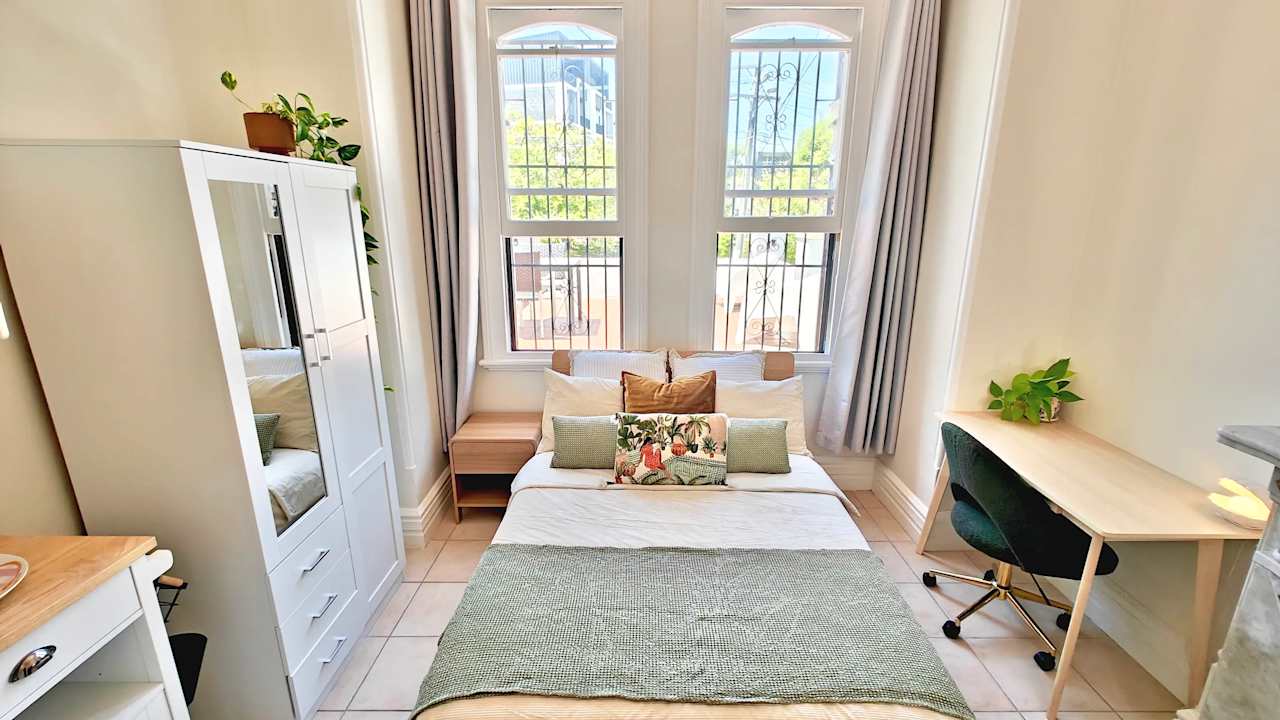 Furnished room studio flat for rent