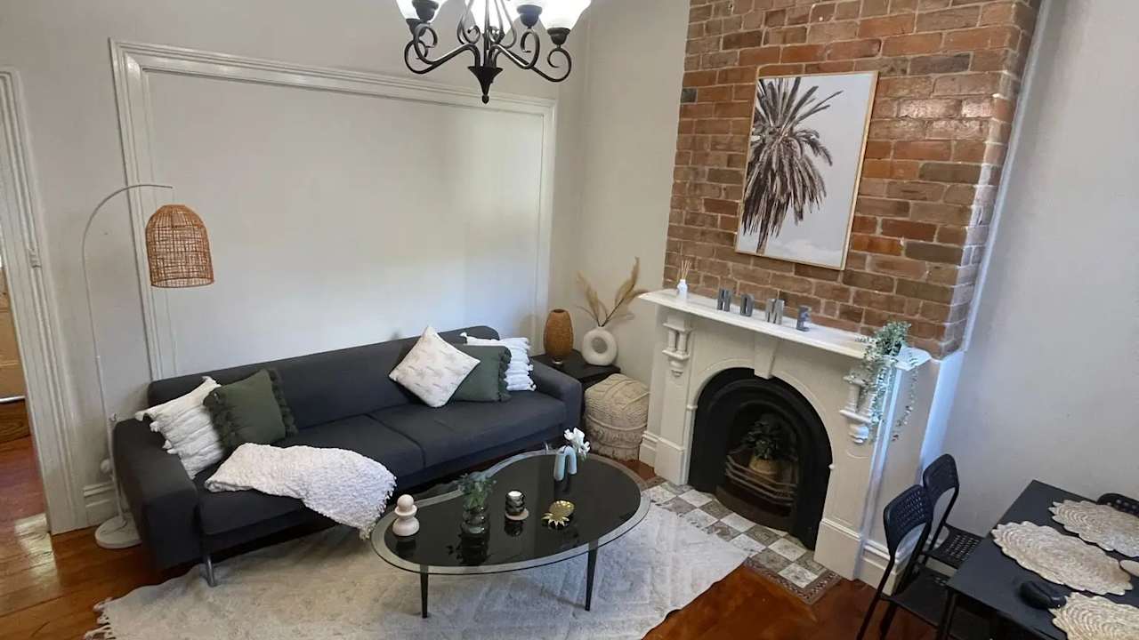 Furnished room in a share house