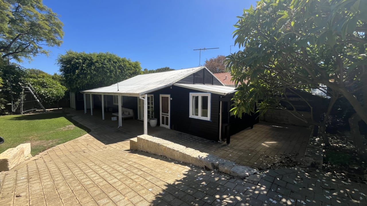 Furnished room granny flat for rent