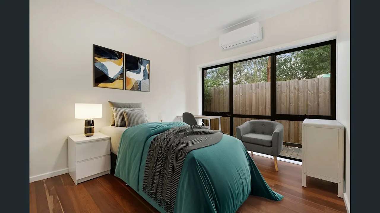 Furnished room in a share house