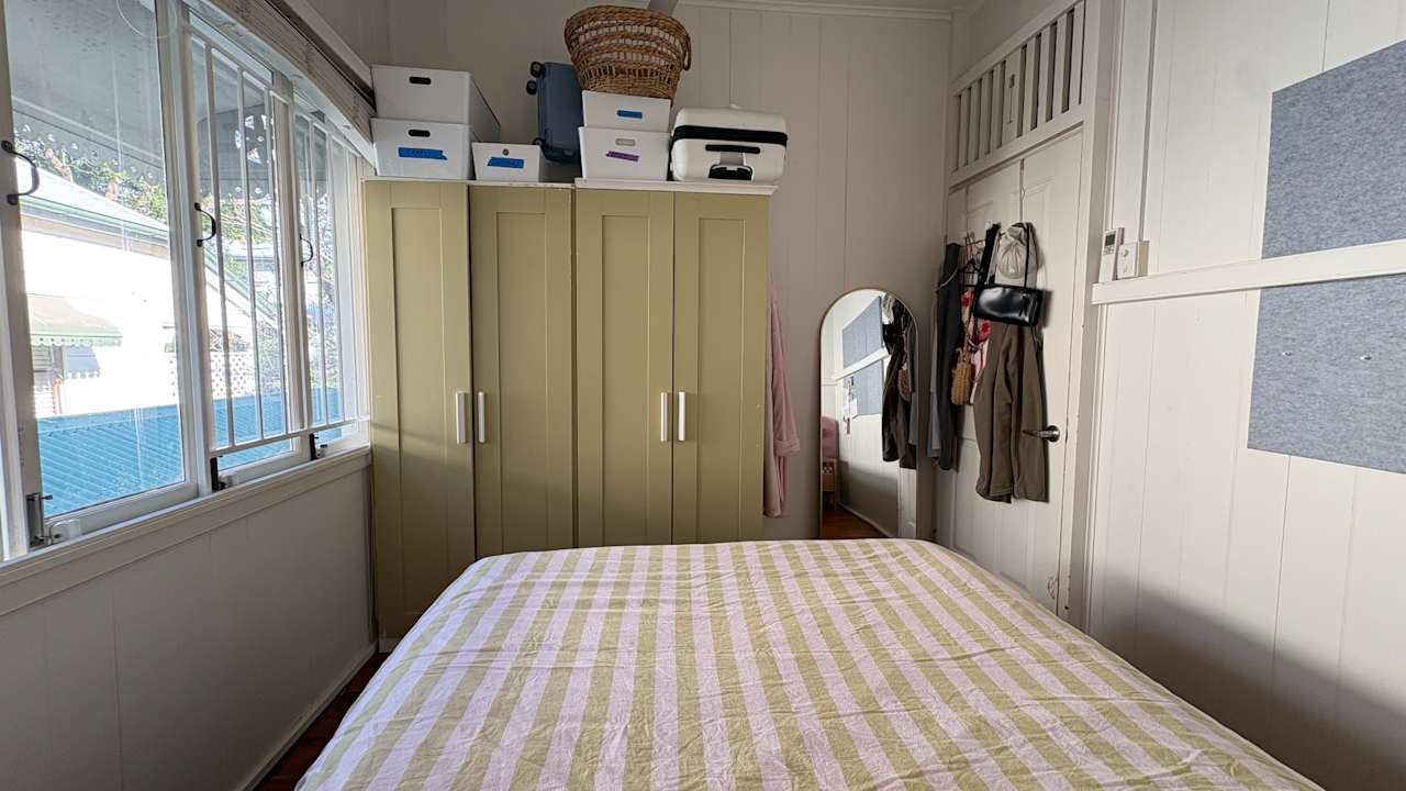 Unfurnished room in a share house