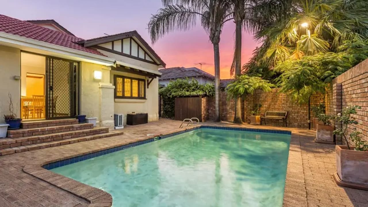 Furnished room granny flat for rent