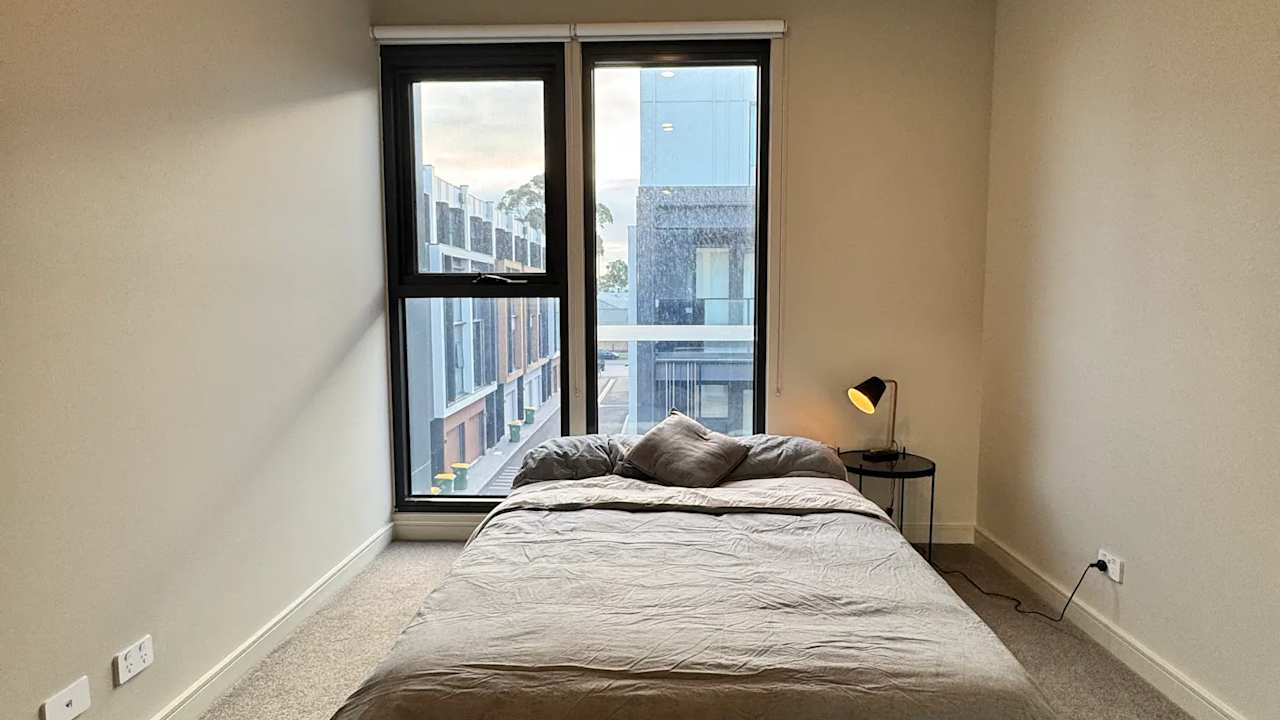 Furnished room with own bathroom