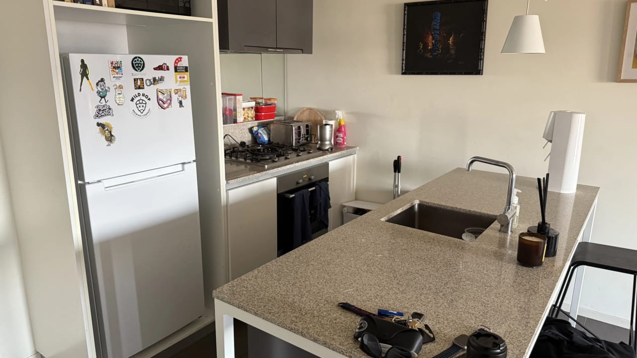 Unfurnished room with own bathroom
