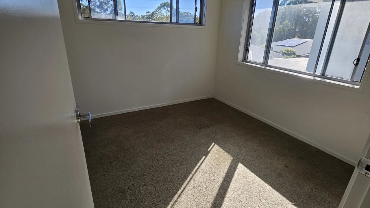 Unfurnished room in a share house