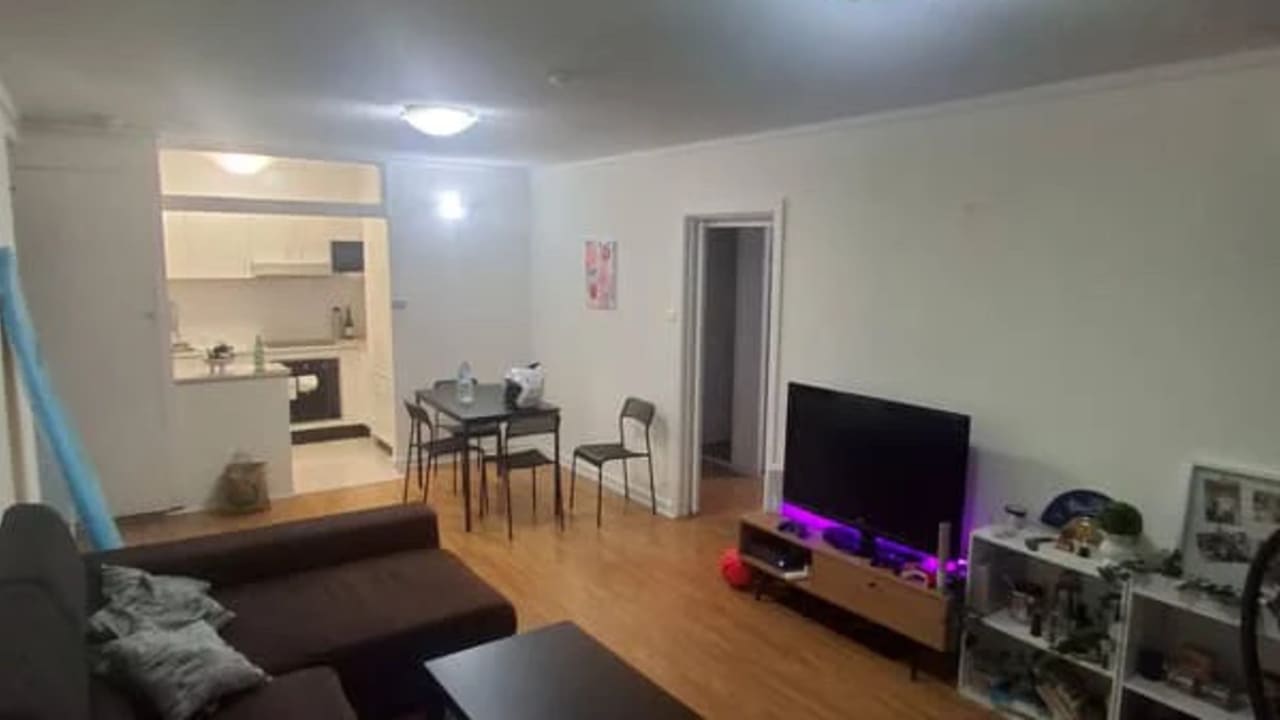 Furnished room in a flatshare