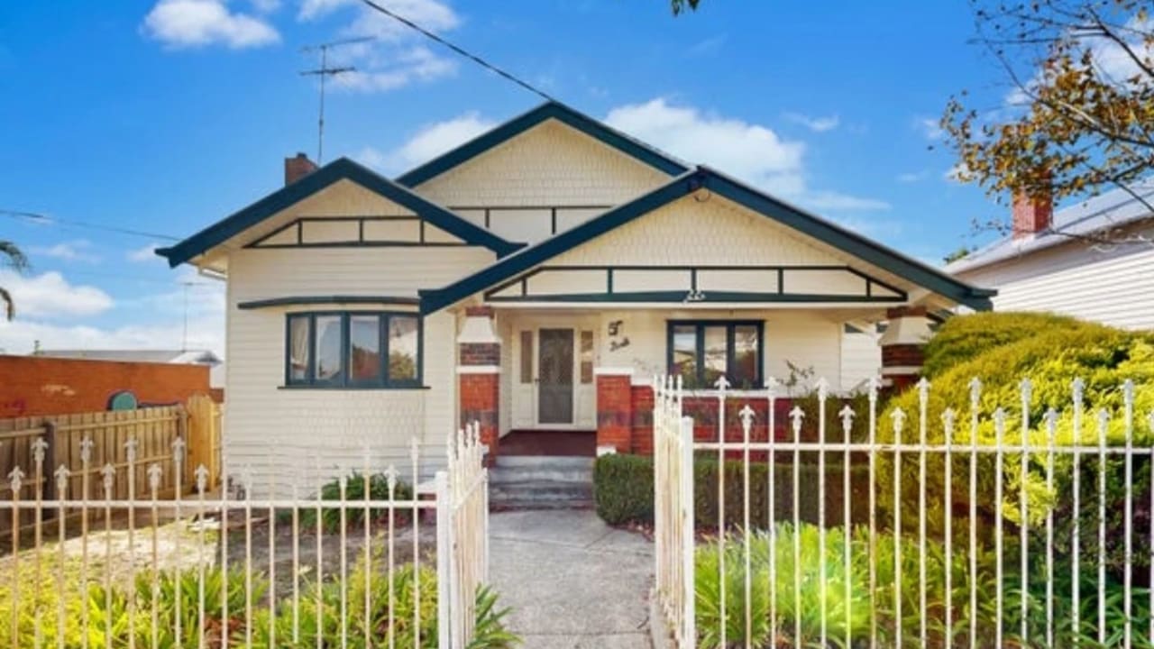 Whole property with 4 rooms for rent