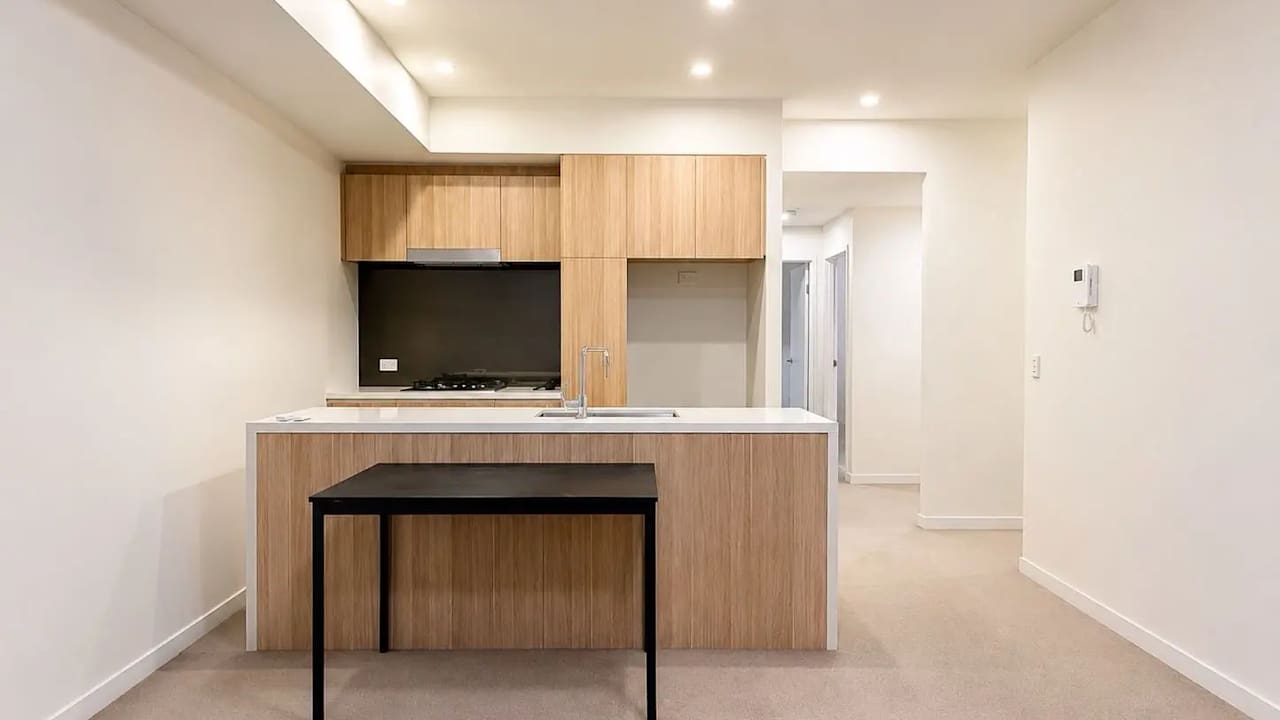 Whole property with 2 rooms for rent