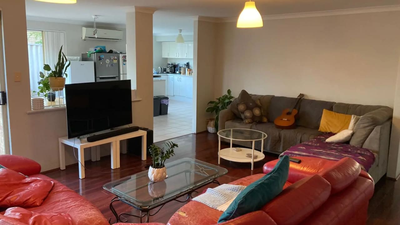 Unfurnished room in a share house