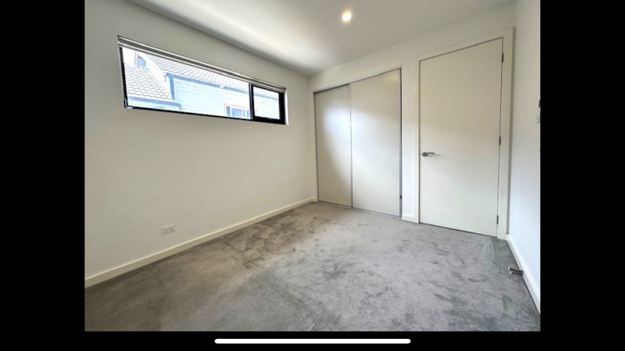 Room in a share house