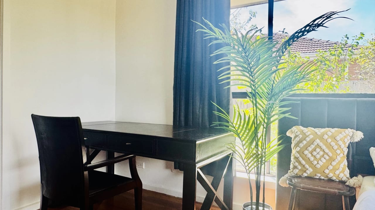 Furnished room in a share house