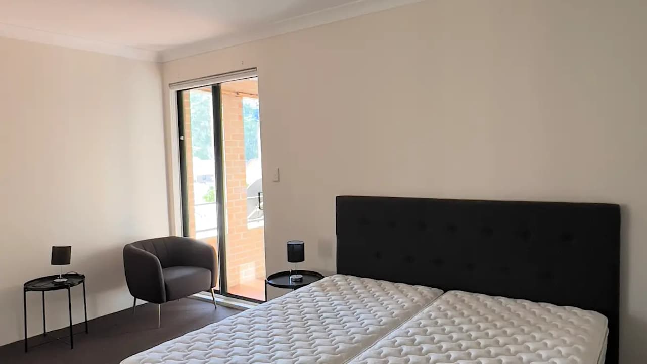 Furnished room in a flatshare
