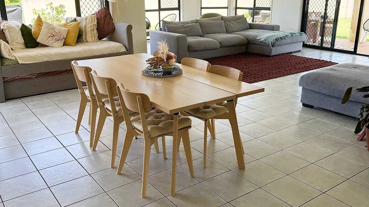 Room in a share house