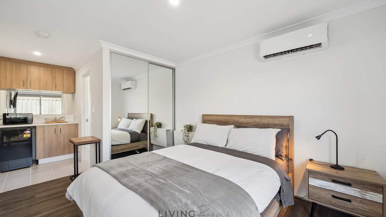 Furnished room with ensuite in a share house