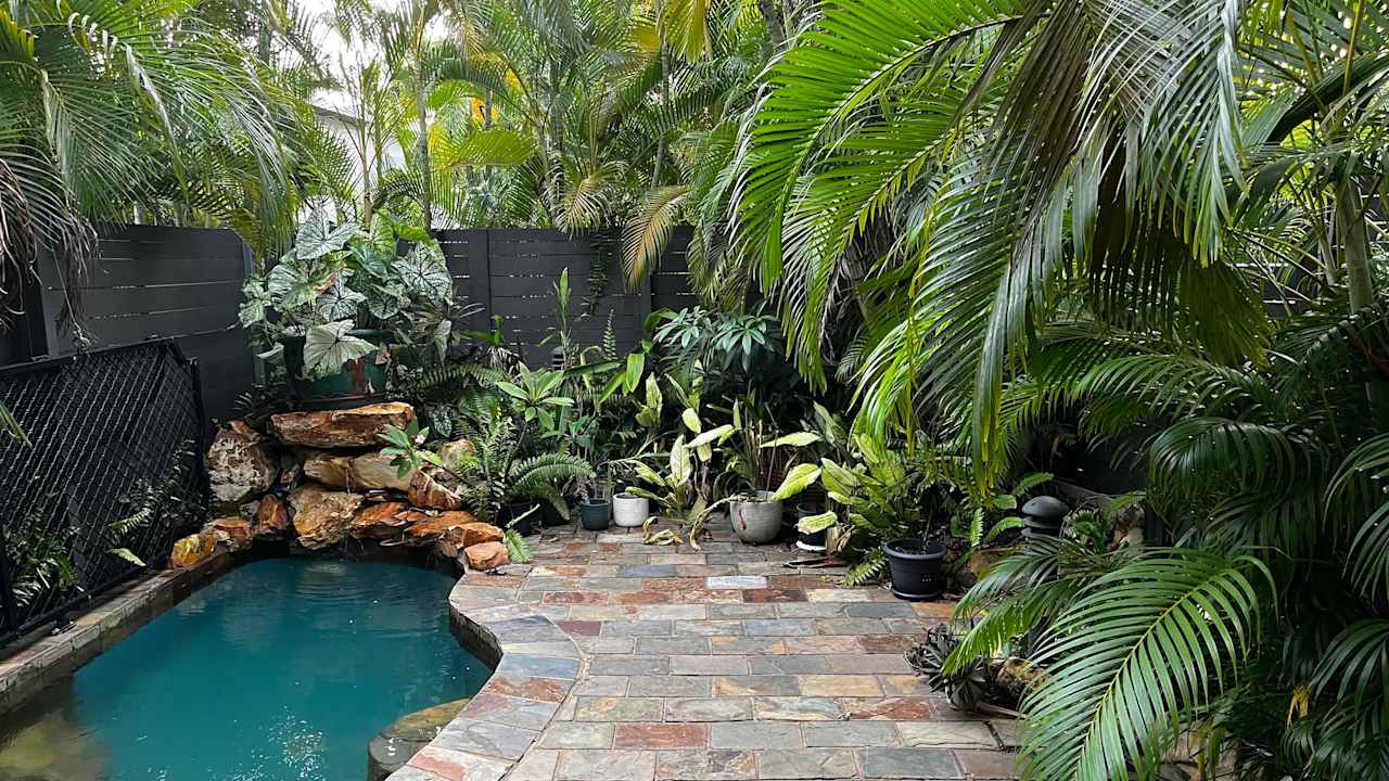 Room in a share house