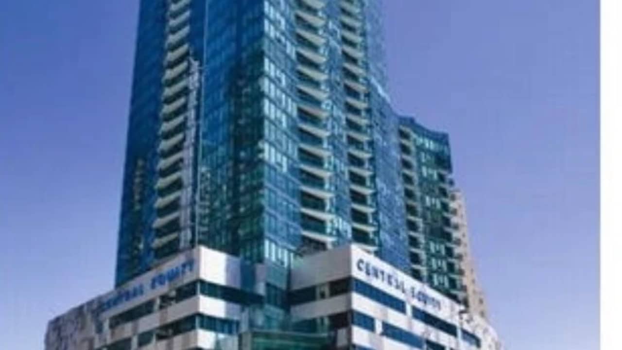 Unfurnished room with own bathroom