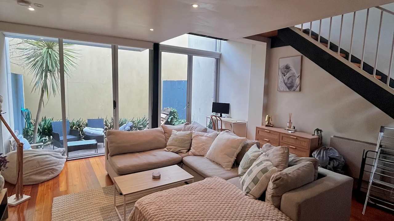 Unfurnished room in a share house