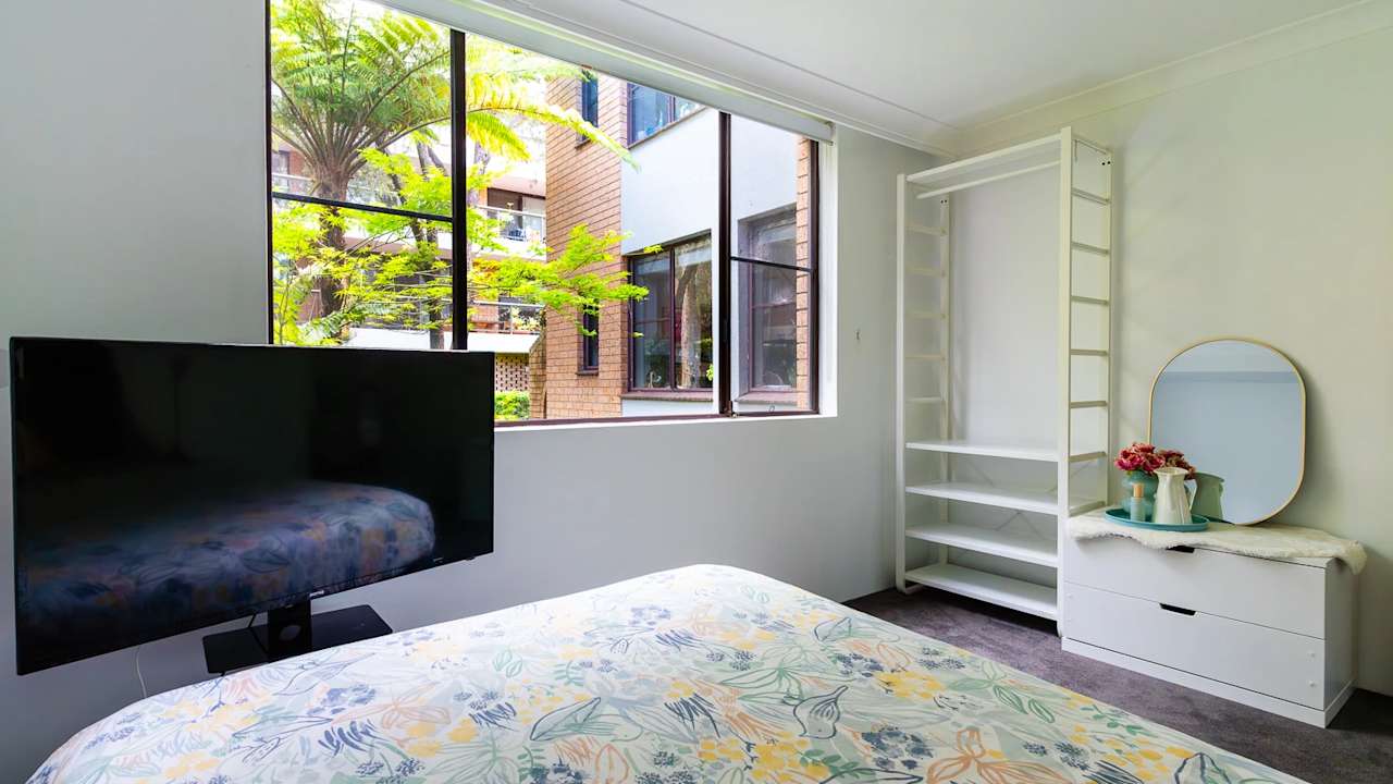 Furnished room with own bathroom