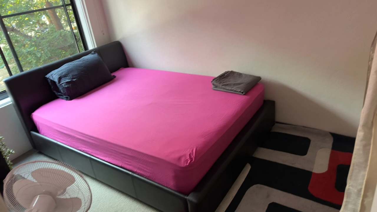 Furnished room in a flatshare
