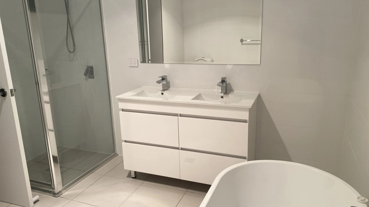 Furnished room with own bathroom