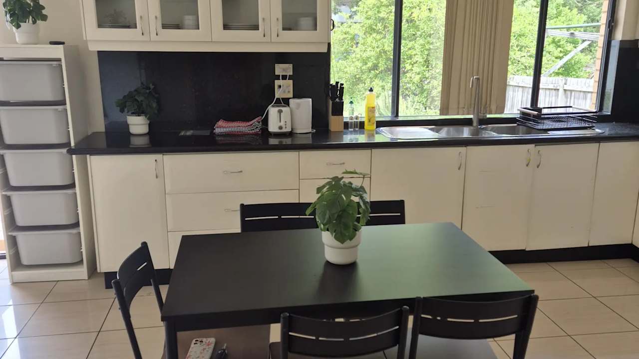 Furnished room in a share house