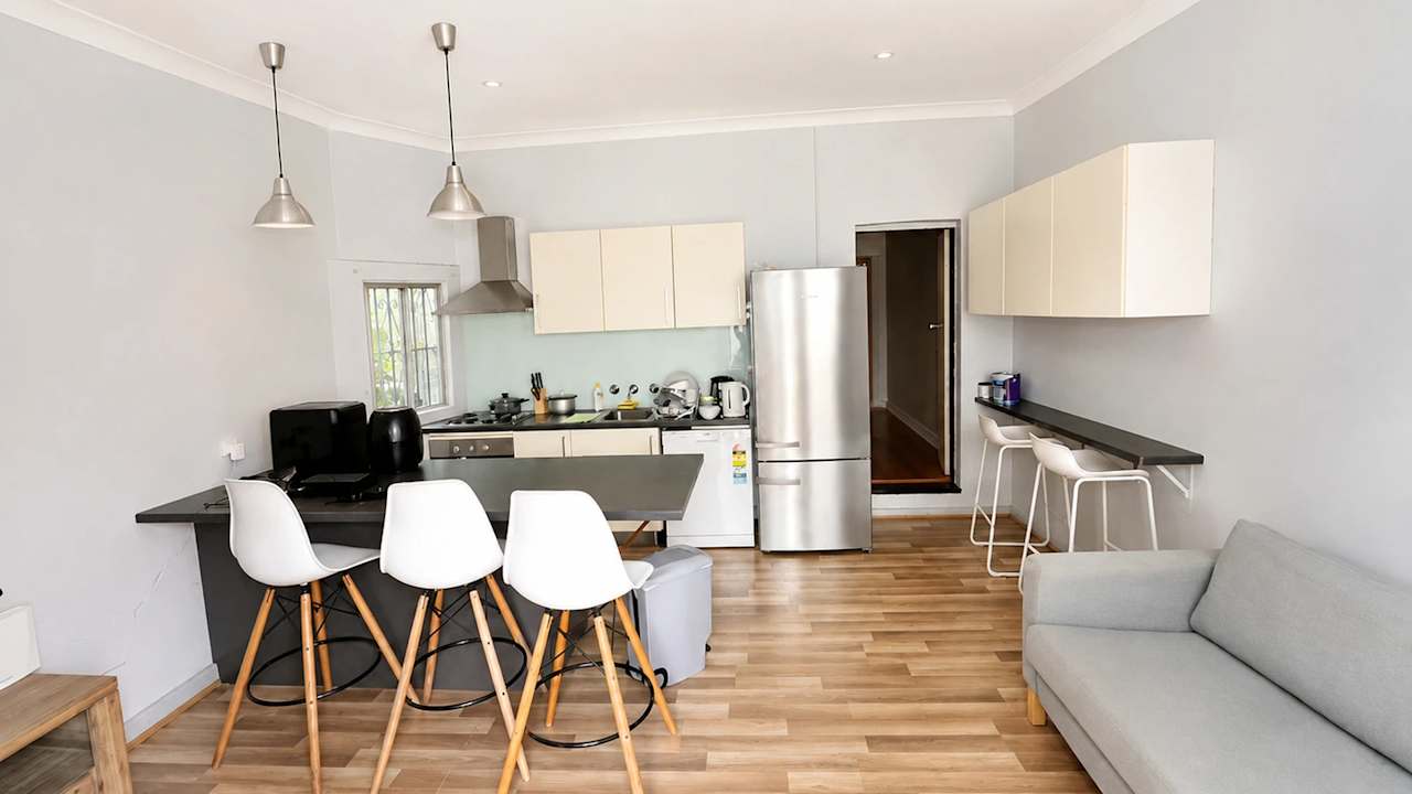 Furnished room in a share house