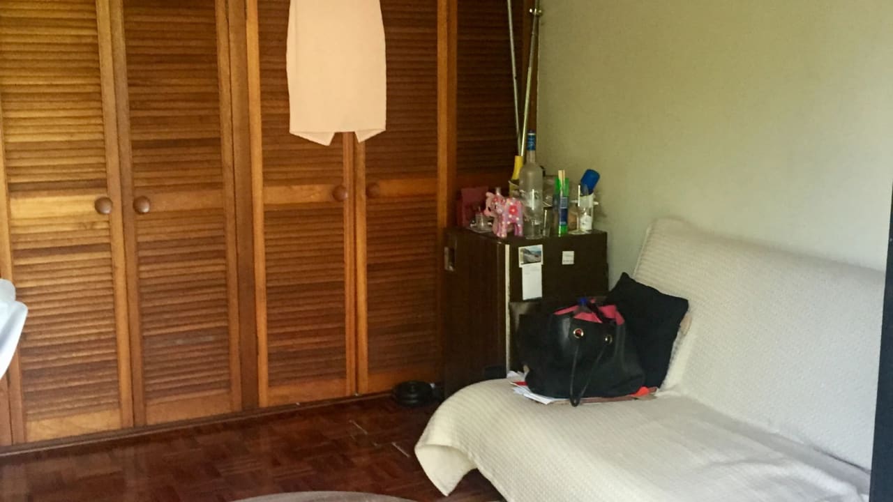 Unfurnished room with own bathroom