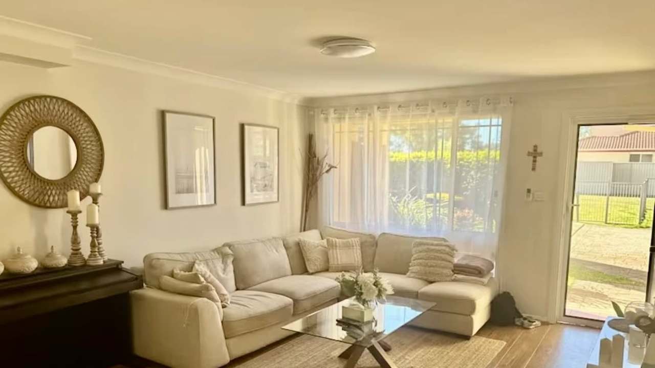 Unfurnished room with own bathroom