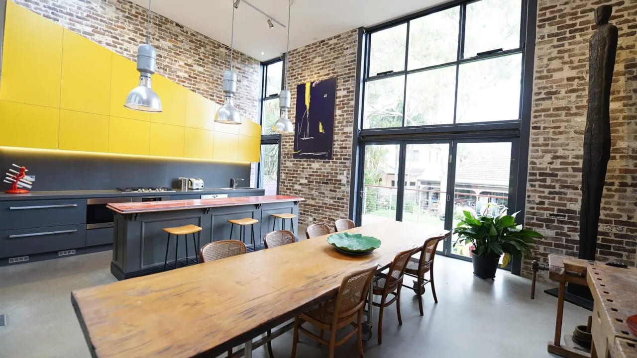 Room in a share house