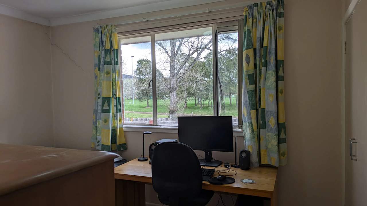 Room in a share house