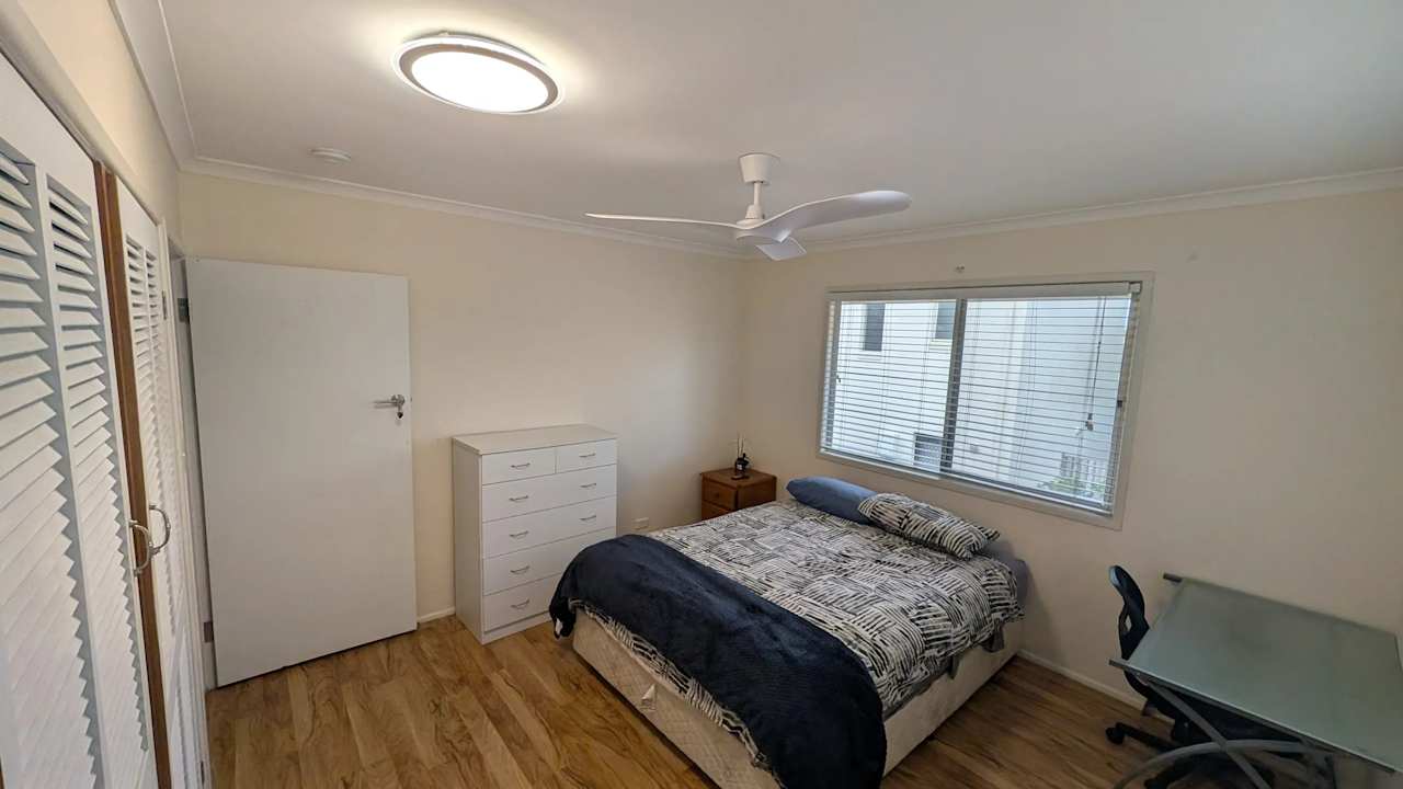 Furnished room in a share house
