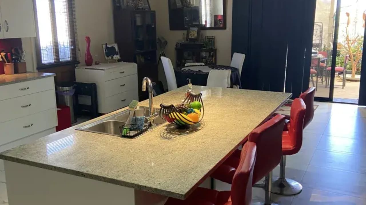 Unfurnished room in a share house