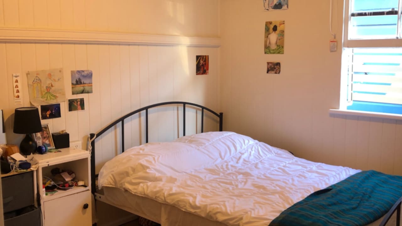 Unfurnished room in a share house