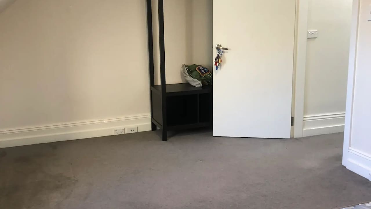 Furnished room in a share house