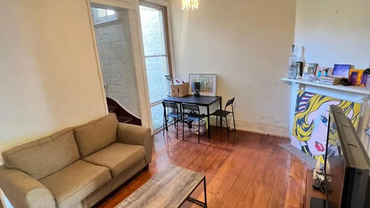 Furnished room in a share house