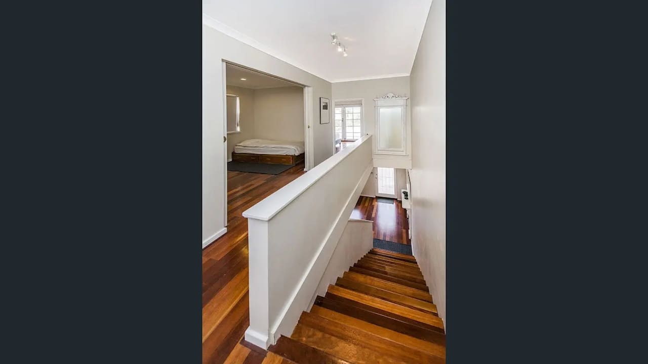 Room in a share house