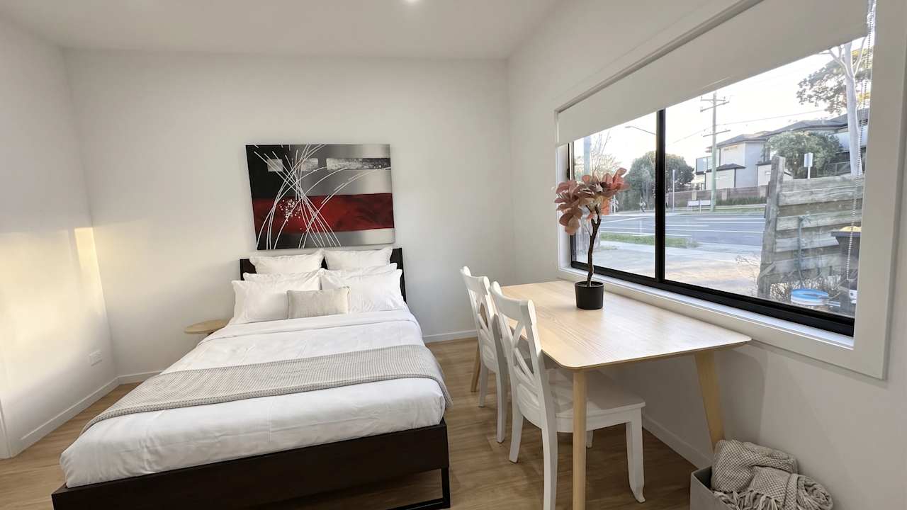Furnished room studio flat for rent