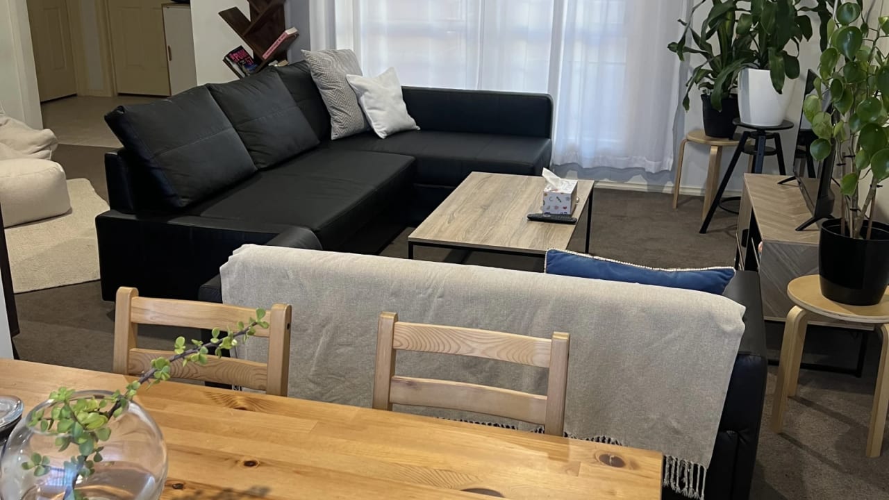 Room in a share house