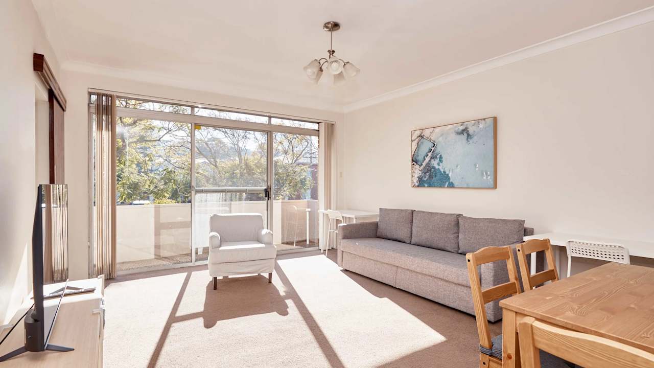 Whole property with 2 rooms for rent