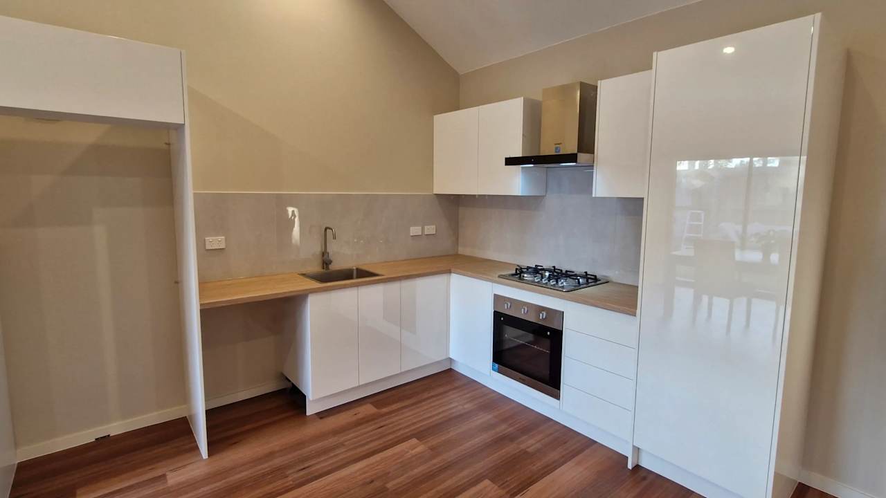 Room in a share house