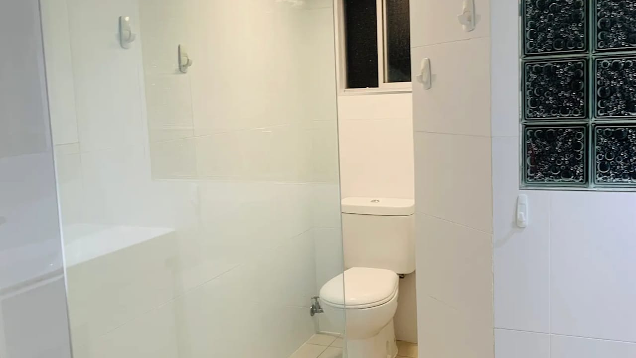 Unfurnished room with own bathroom
