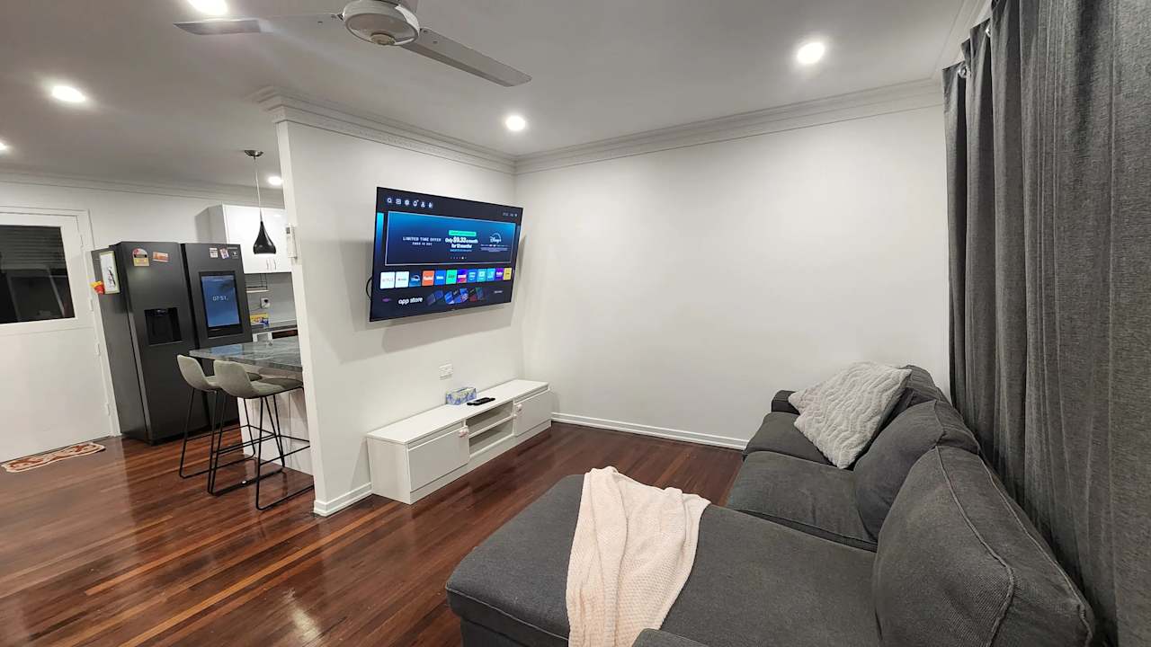 Whole property with 3 rooms for rent