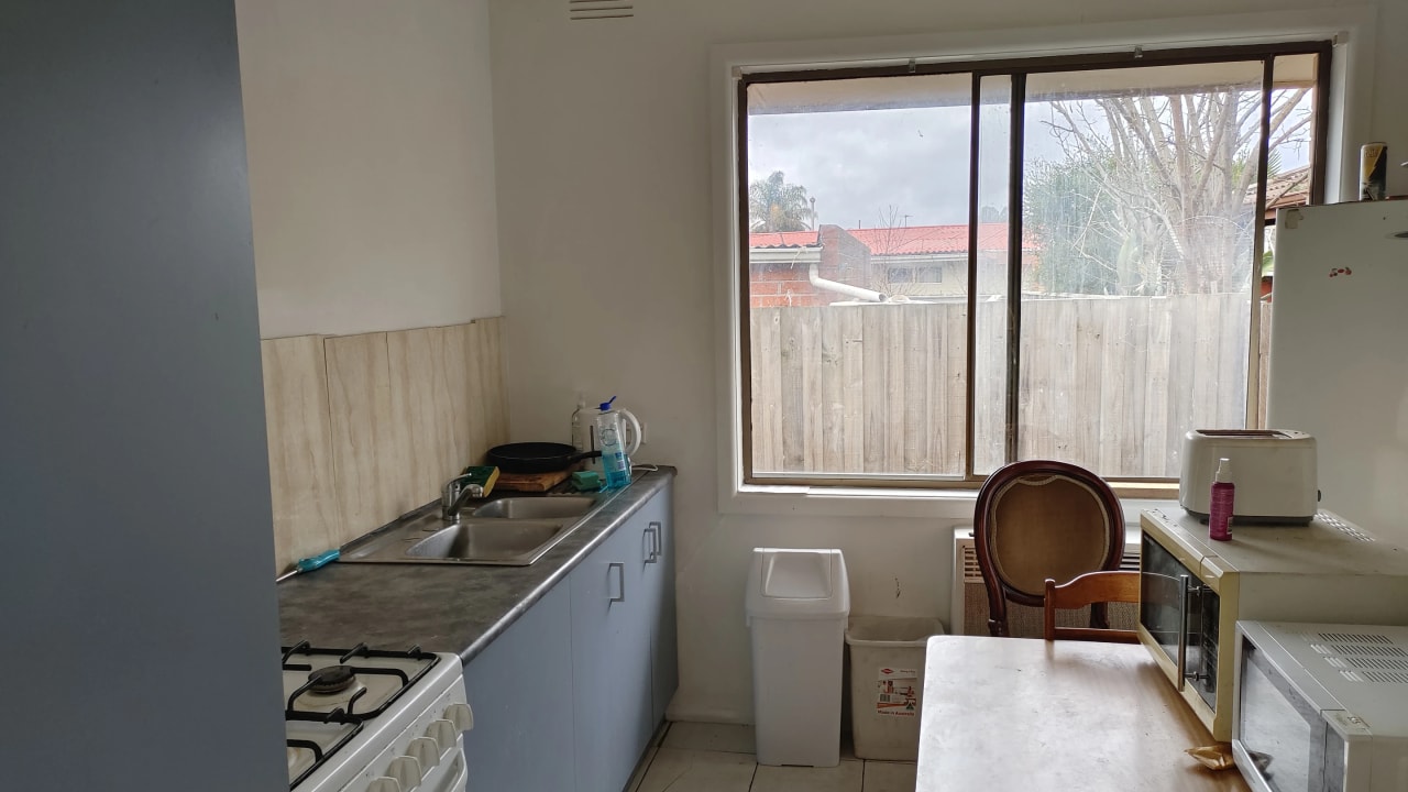 Furnished room in a share house