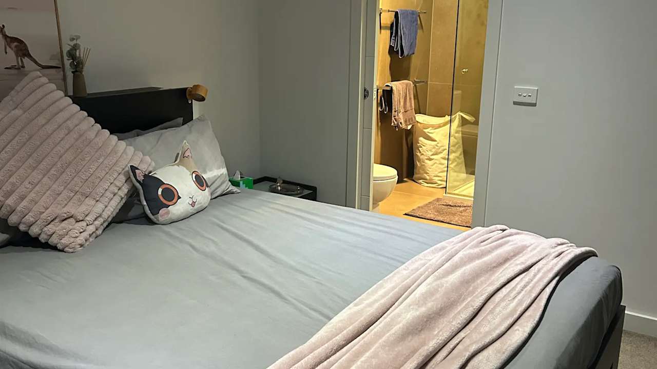 Furnished room with ensuite in a share house