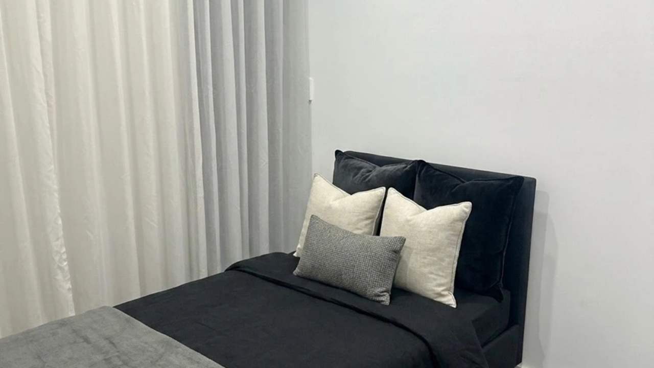Furnished room with own bathroom
