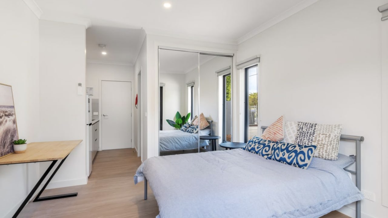 Room with ensuite in a share house